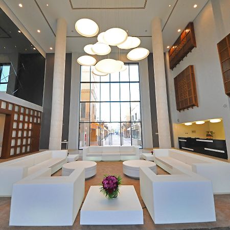 Andalus Al Seef Resort & Spa Абу-Дабі Екстер'єр фото